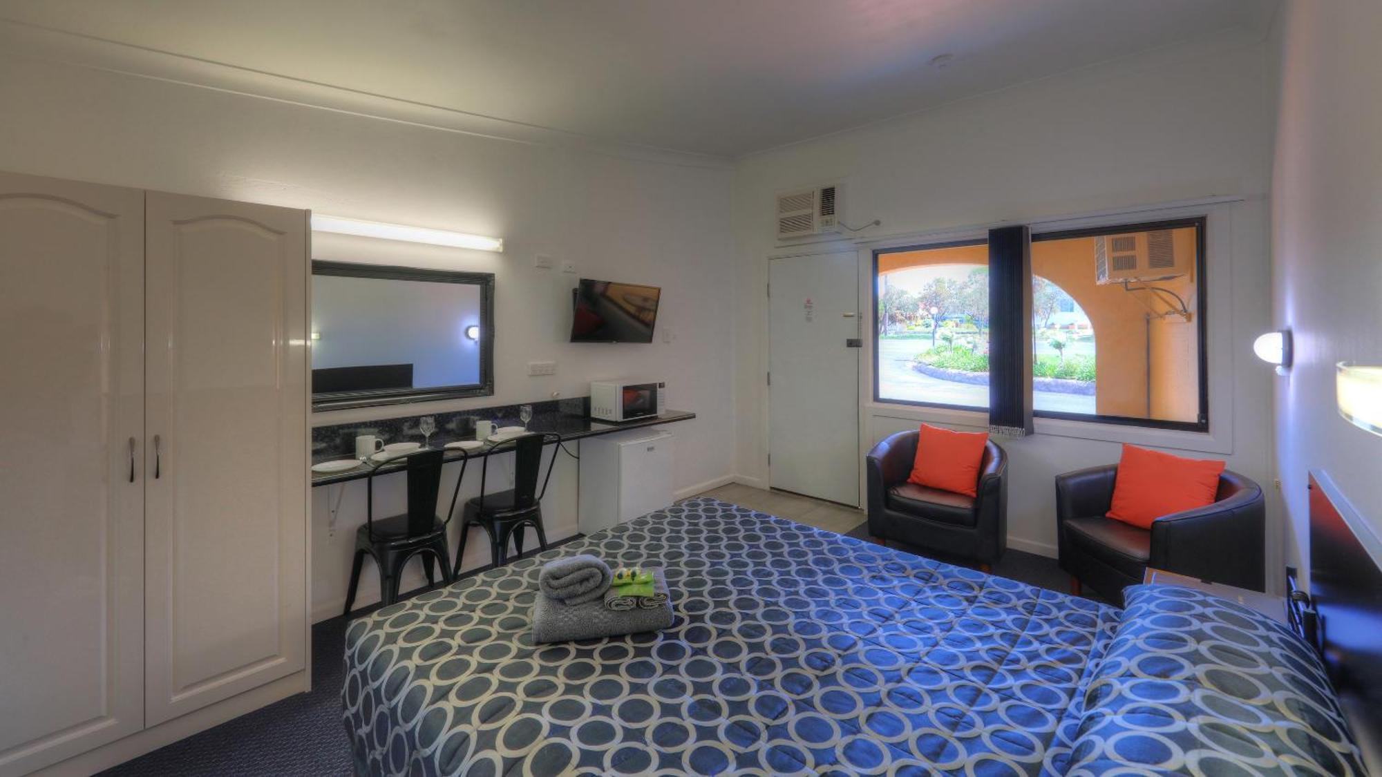 אינברוול Twin Swans Motel מראה חיצוני תמונה