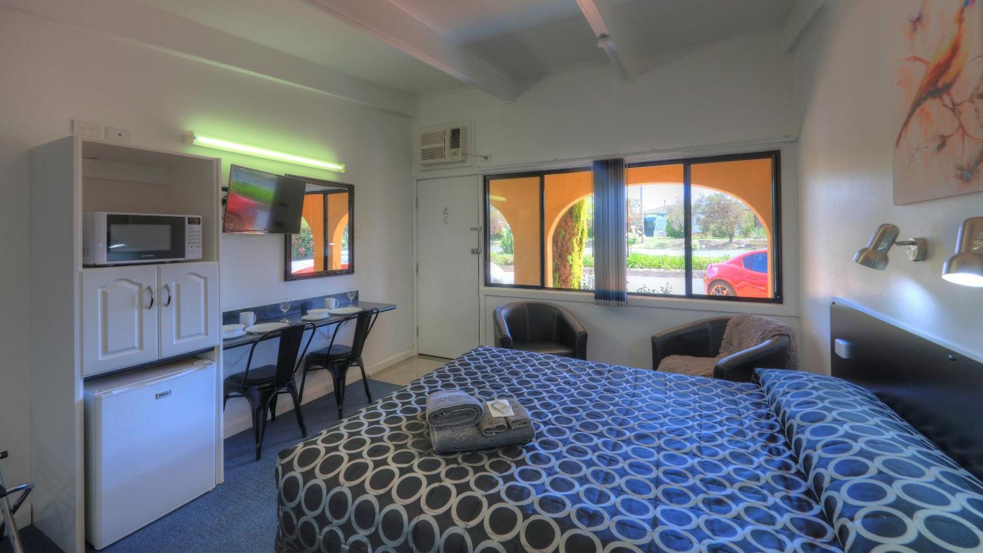אינברוול Twin Swans Motel מראה חיצוני תמונה